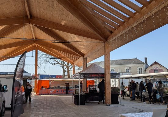 Marché hebdomadaire à Saint-Florent-le-Vieil
