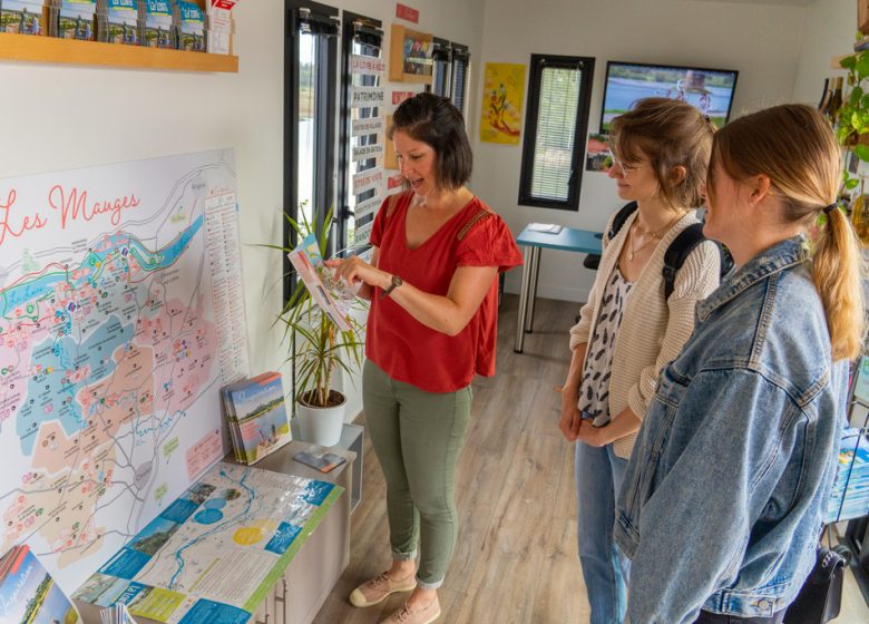 Aire d&rsquo;arrêt principale de La Loire à Vélo à Montjean-sur-Loire