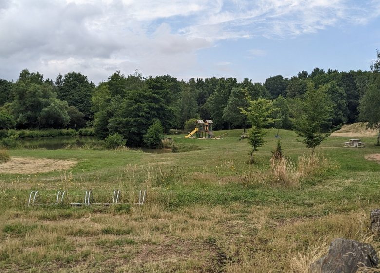 AIRE DE PIQUE-NIQUE DU PARC DE LA BARBOTINE