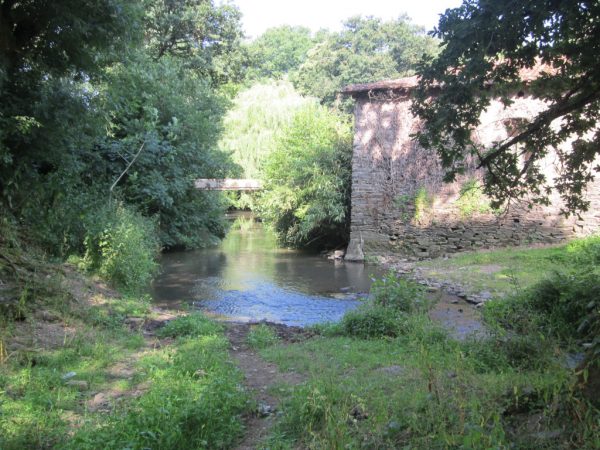 Chemin de Fort Assault via la randonnée "Le gué"