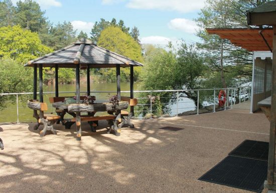 Salle de réception – Domaine Les 3 Rivages