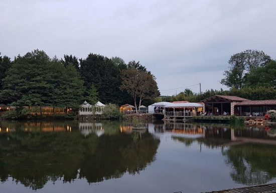 Salle de réception – Domaine Les 3 Rivages