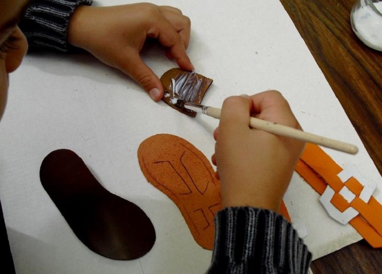 Les p&rsquo;tits Cordonniers – Atelier Sandalette (enfants de 6 à 11 ans)