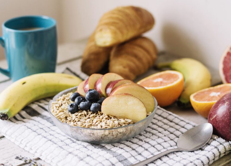 Petit déjeuner spécial « des couleurs dans mon p’tit déj » au Centre social Val&rsquo;Mauges