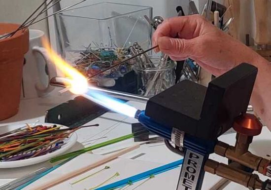 Verre Emeraude, intitiation au filage de verre