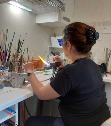 Verre Emeraude, intitiation au filage de verre